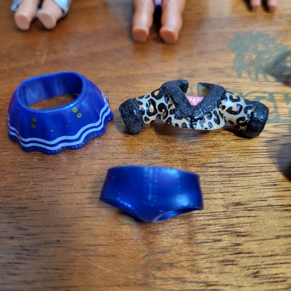 Lot of LOL Surprise Dolls and Pets and Accesories - Picture 6 of 16